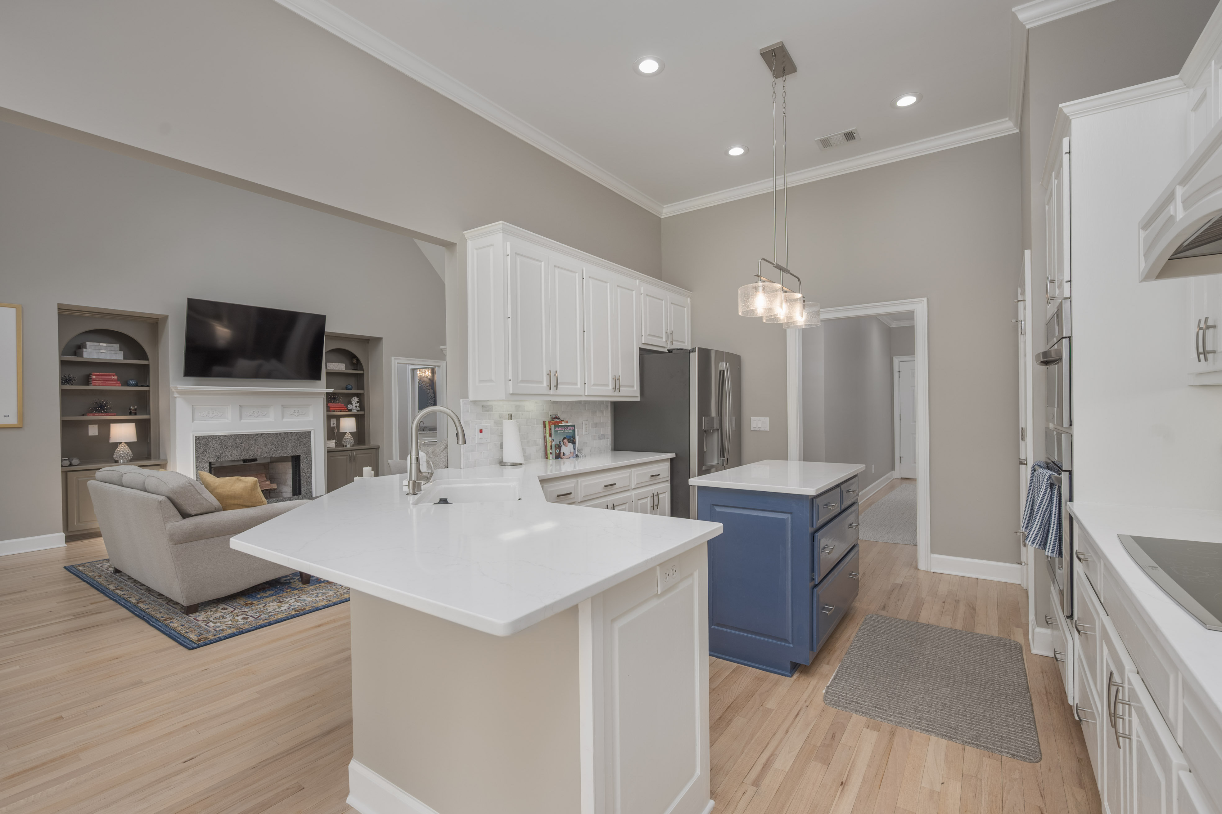 1021 Ridge Terrace image 21